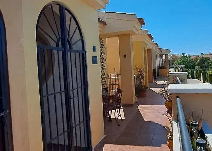 Casa Ella * טורבייחה